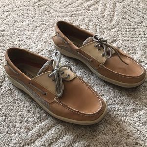 Men’s Sperry shoes